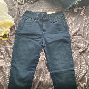 Dark blue jeans size 9